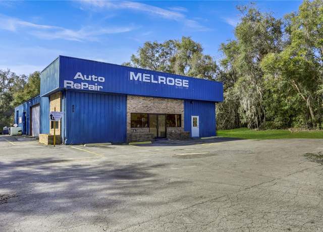 Property at 899 N State Road 21, Melrose, FL 32666, 1 bed, 3 baths