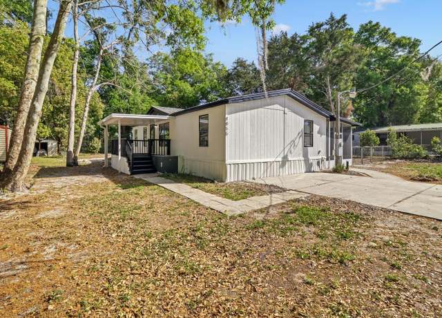 Property at 4855 SE 145th Pl, Summerfield, FL 34491, 3 beds, 2 baths