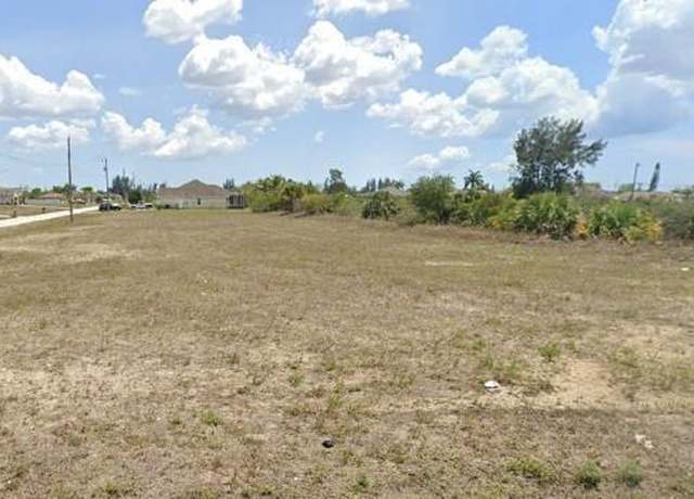 Property at 2326 NE 6th Ave, Cape Coral, FL 33909