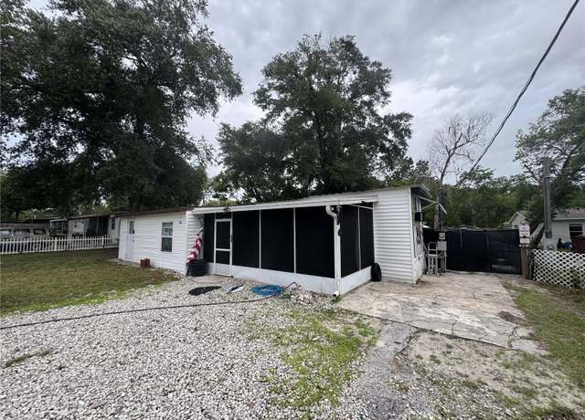 Property at 721 Crestview Dr, Casselberry, FL 32707, 2 beds, 1 bath