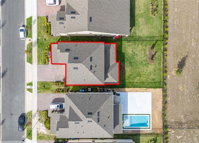 Property at 18339 Oliver Twist Way, Winter Garden, FL 34787, 4 beds, 3 baths