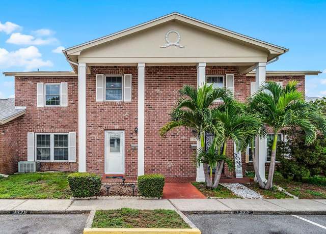 Property at 1270 Village Way, Orlando, FL 32807, 4 beds, 2.5 baths