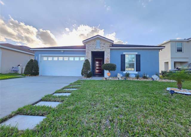 Property at 585 Lucerne Blvd, Winter Haven, FL 33881, 4 beds, 2 baths