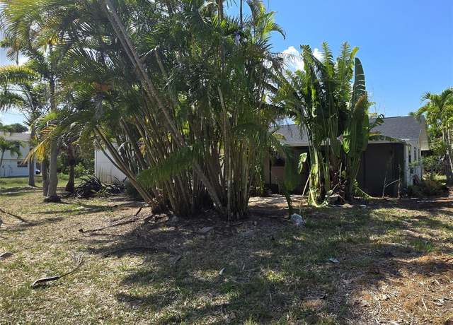 Property at 7211 Orange Ave, Bokeelia, FL 33922, 2 beds, 2 baths