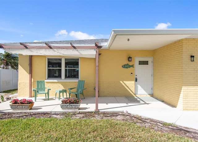 Property at 840 Park Rd, Englewood, FL 34223, 2 beds, 2 baths
