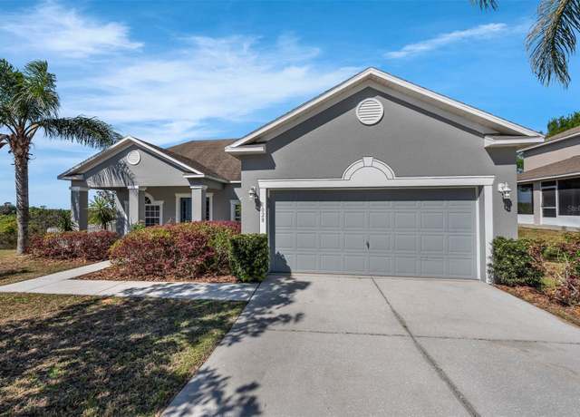 Property at 1028 Marietta Ln, Eustis, FL 32726, 3 beds, 2.5 baths