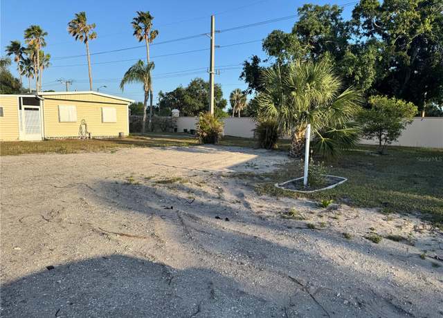 Property at 5209 4th B St E, Bradenton, FL 34203
