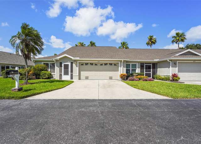 Property at 2417 Fairway Oaks Dr #22, Palmetto, FL 34221, 2 beds, 2 baths