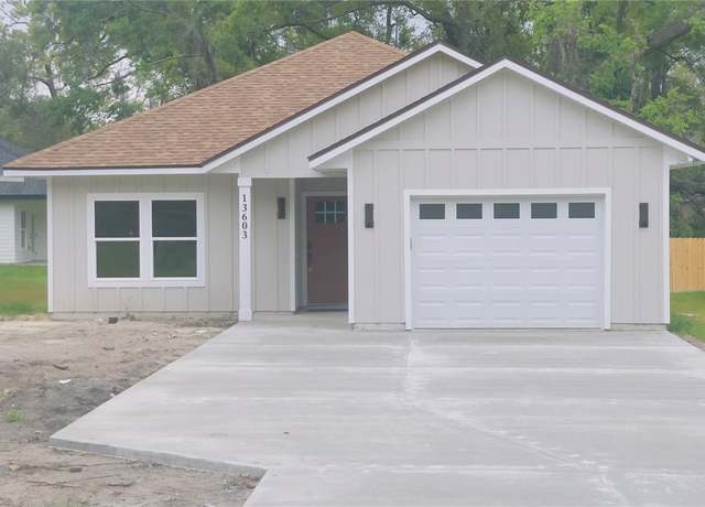 Property at 13603 NW 151st Pl, Alachua, FL 32615, 3 beds, 2 baths
