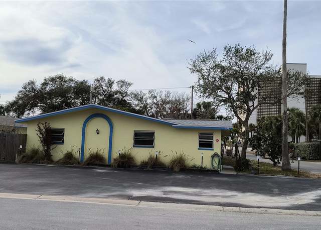 Property at 822 1st St, Indian Rocks Beach, FL 33785, 6 beds, 3 baths
