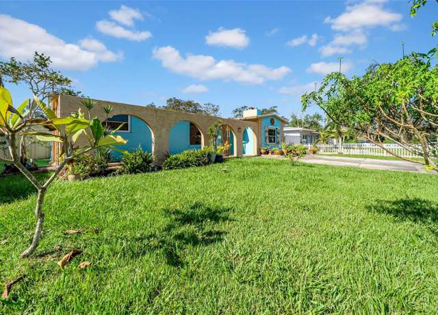 Property at 4626 29th Ave N, St Petersburg, FL 33713, 3 beds, 2 baths