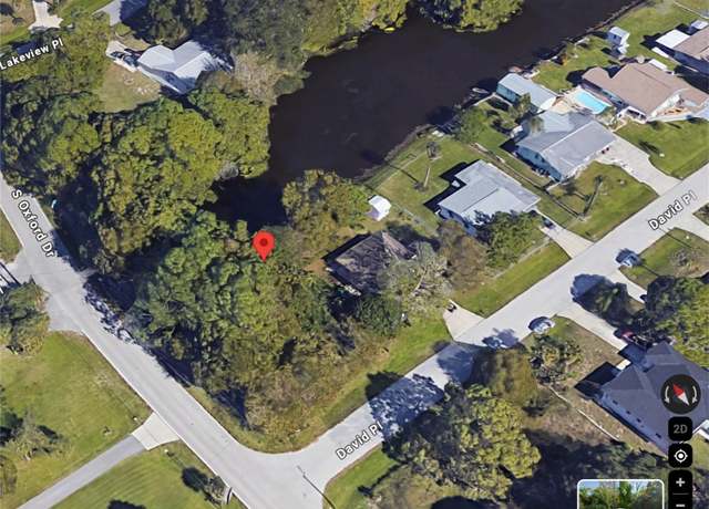 Property at 901 Oxford Dr, Englewood, FL 34223