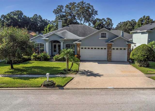 Property at 2228 Valrico Forest Dr, Valrico, FL 33594, 4 beds, 3 baths