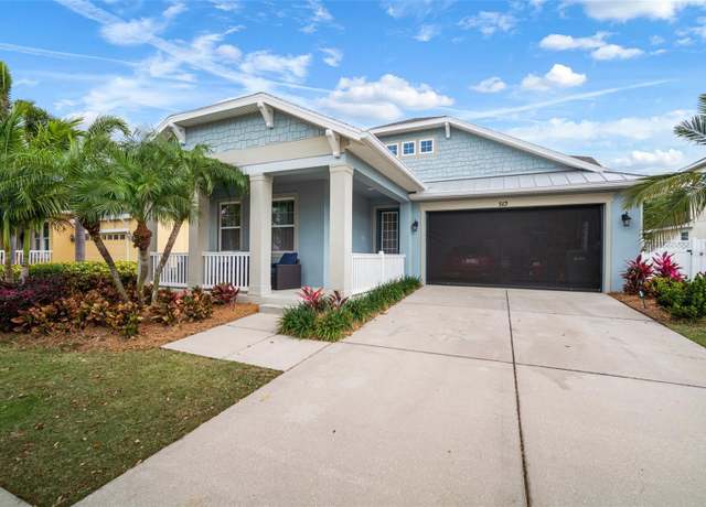 Property at 513 Manns Harbor Dr, Apollo Beach, FL 33572, 3 beds, 2.5 baths