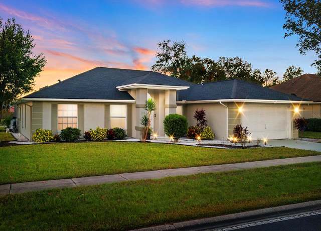 Property at 10464 Henderson St, Spring Hill, FL 34608, 4 beds, 2.5 baths