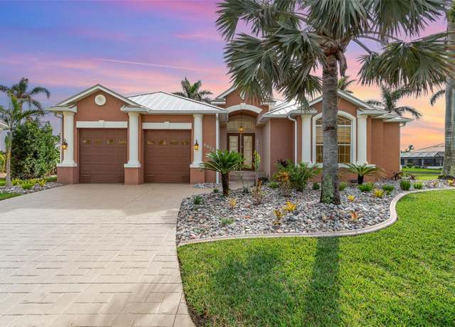 Property at 3324 Antigua Dr, Punta Gorda, FL 33950, 4 beds, 3.5 baths