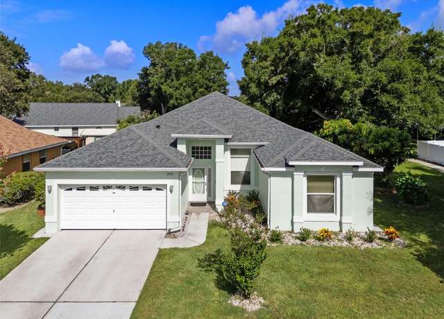Property at 2710 Autumn Ln, Eustis, FL 32726, 4 beds, 2 baths