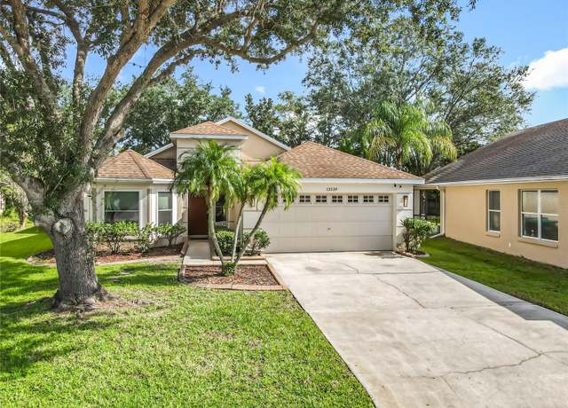 Property at 13539 Emeraldview Dr, Orlando, FL 32828, 3 beds, 2 baths