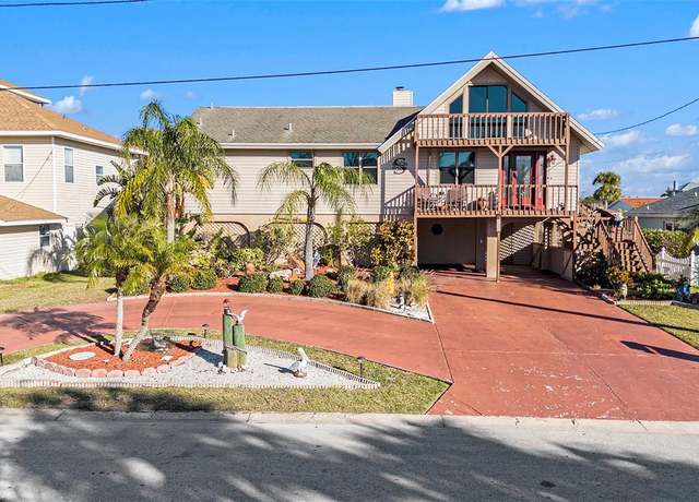 Property at 8050 Brighton Dr, Port Richey, FL 34668, 2 beds, 2 baths
