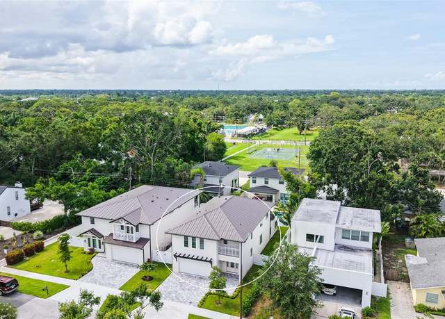 Property at 2590 Floyd St, Sarasota, FL 34239, 3 beds, 3.5 baths