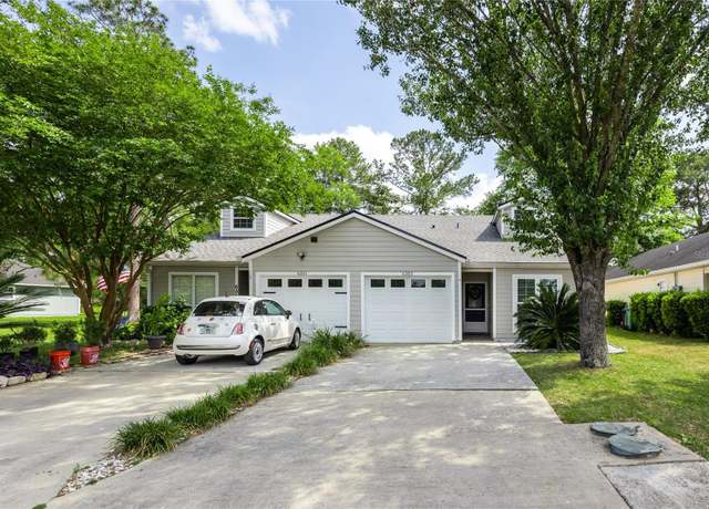 Property at 6355 NW 106th Pl, Alachua, FL 32615, 2 beds, 2 baths