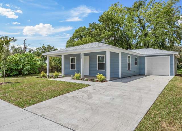 Property at 703 SW 5th Ter, Gainesville, FL 32601, 3 beds, 2 baths