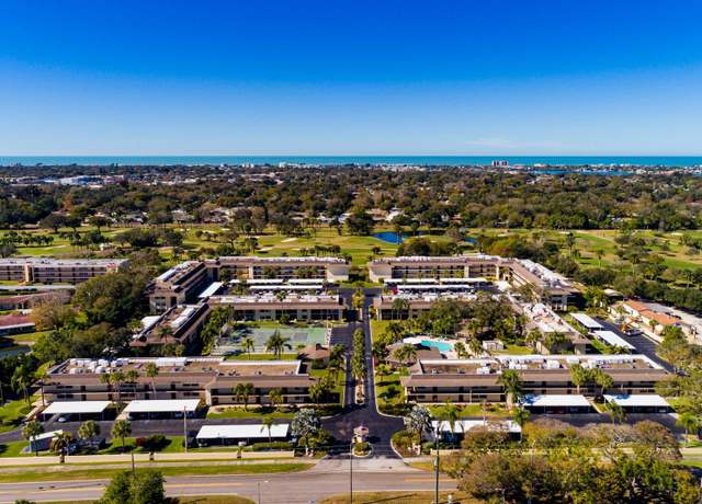 Property at 12300 Vonn Rd #7101, Largo, FL 33774, 3 beds, 2 baths