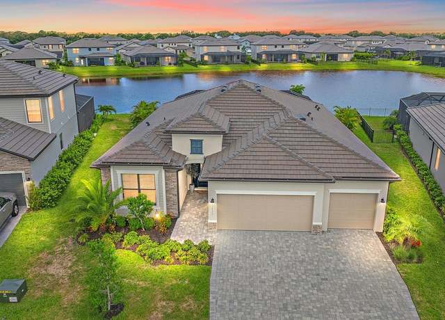 Property at 15437 White Linen Dr, Bradenton, FL 34211, 4 beds, 2 baths
