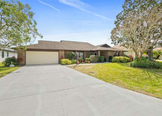 Property at 10 Flametree Ct, Palm Coast, FL 32137, 3 beds, 2 baths