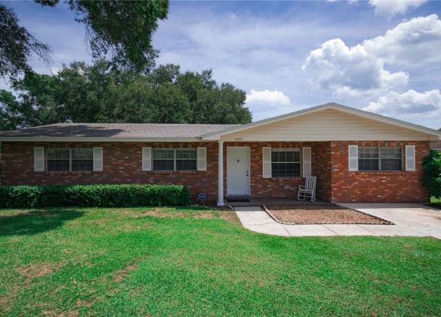 Property at 1303 Long St, Lakeland, FL 33801, 3 beds, 2 baths