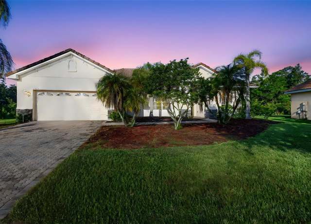 Property at 3181 Winding Trl, Kissimmee, FL 34746, 4 beds, 2 baths