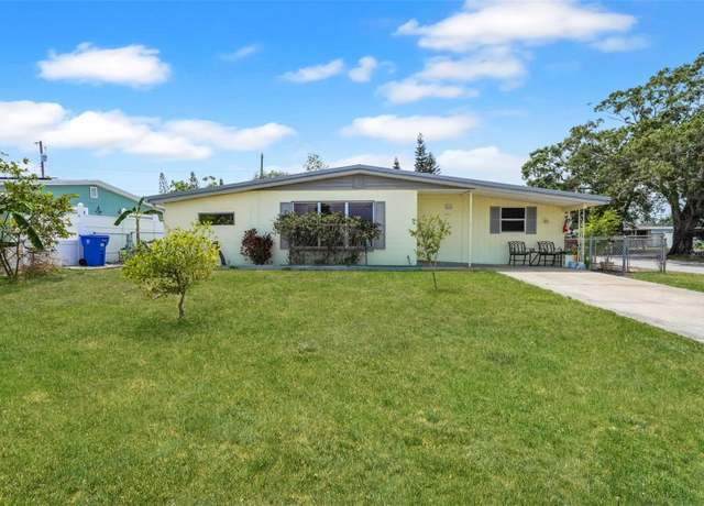 Property at 4932 Murray Hill Dr, Tampa, FL 33615, 4 beds, 2 baths