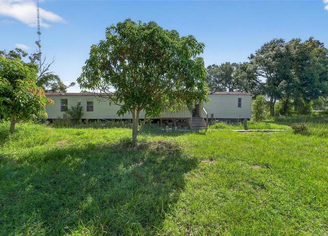 Property at 1918 27th St SE, Ruskin, FL 33570, 3 beds, 2 baths