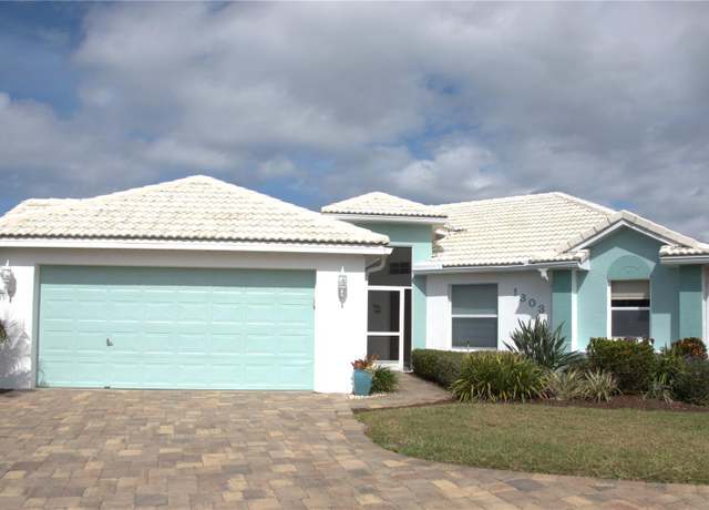 Property at 1303 Islamorada Blvd, Punta Gorda, FL 33955, 2 beds, 2 baths