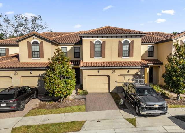 Property at 8121 Roseville Blvd, Davenport, FL 33896, 3 beds, 2.5 baths