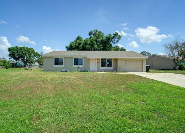 Property at 3262 Montclair Cir, North Port, FL 34287, 3 beds, 2 baths