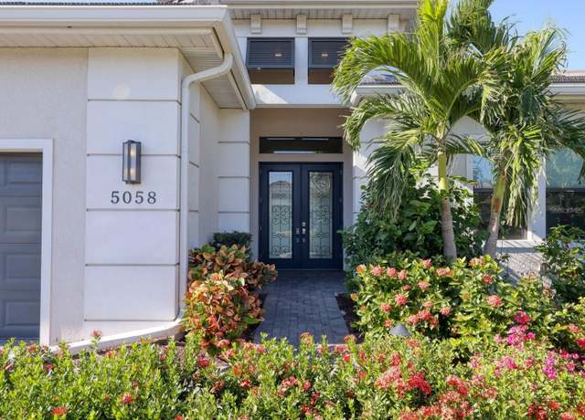 Property at 5058 Surfside Cir, Lakewood Ranch, FL 34211, 3 beds, 3 baths