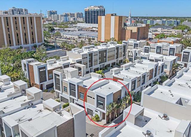 Property at 232 Cosmopolitan Ct, Sarasota, FL 34236, 1 bed, 1.5 baths