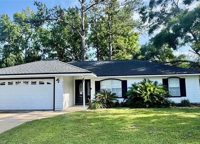 Property at 6132 NW 111th Pl, Alachua, FL 32615, 3 beds, 2 baths