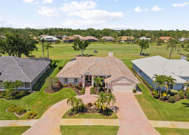 Property at 511 Governors Green Dr, Venice, FL 34293, 3 beds, 2.5 baths