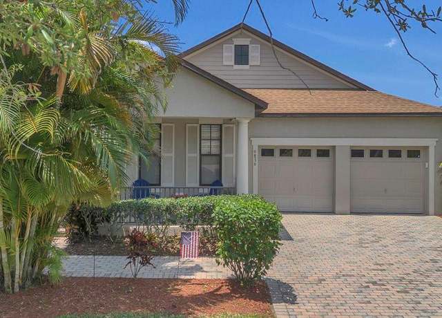 Property at 9836 Lake District Ln, Orlando, FL 32832, 3 beds, 2 baths