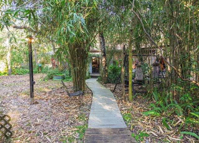 Property at 15577 Little Ranch Rd, Spring Hill, FL 34610, 5 beds, 1 bath