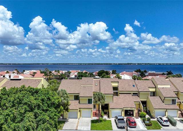 Property at 25188 Marion Ave #1033, Punta Gorda, FL 33950, 3 beds, 2.5 baths