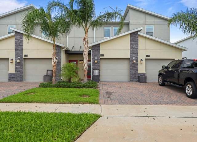 Property at 877 Ocean Course Ave, Davenport, FL 33896, 3 beds, 2 baths