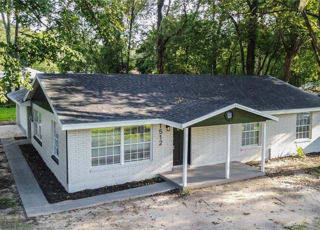 Property at 1512 NE 23rd St, Ocala, FL 34470, 4 beds, 3 baths