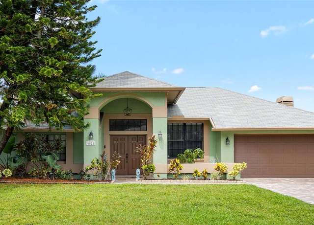 Property at 6621 Appaloosa Dr, Tampa, FL 33625, 4 beds, 2 baths