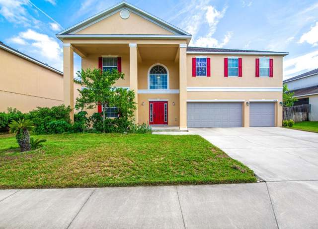 Property at 24384 SW 8th Pl, Newberry, FL 32669, 6 beds, 4.5 baths