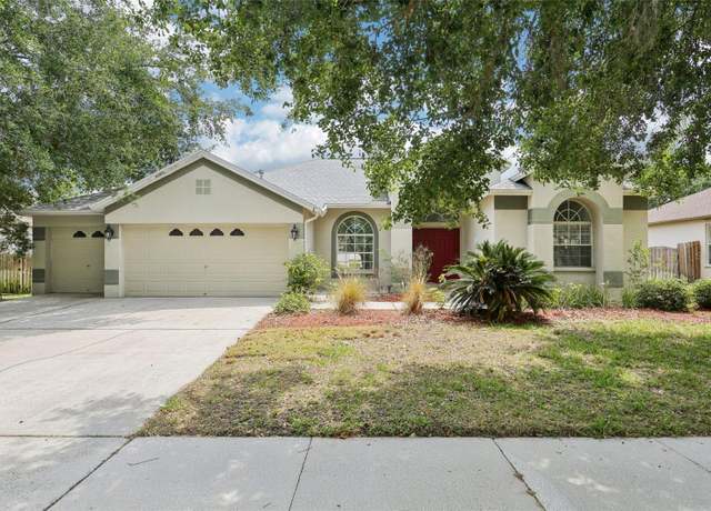 Property at 9422 Clover Glen Dr, Riverview, FL 33569, 4 beds, 3 baths