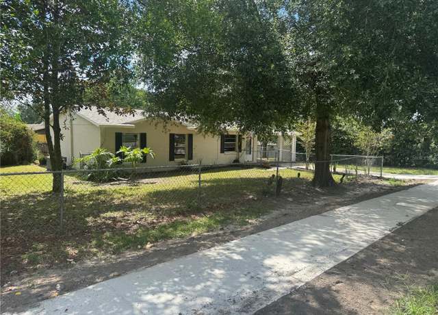 Property at 6340 Dakota Dr, Brooksville, FL 34602, 3 beds, 2 baths