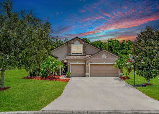 Property at 5919 Lexington Dr, Parrish, FL 34219, 5 beds, 3 baths